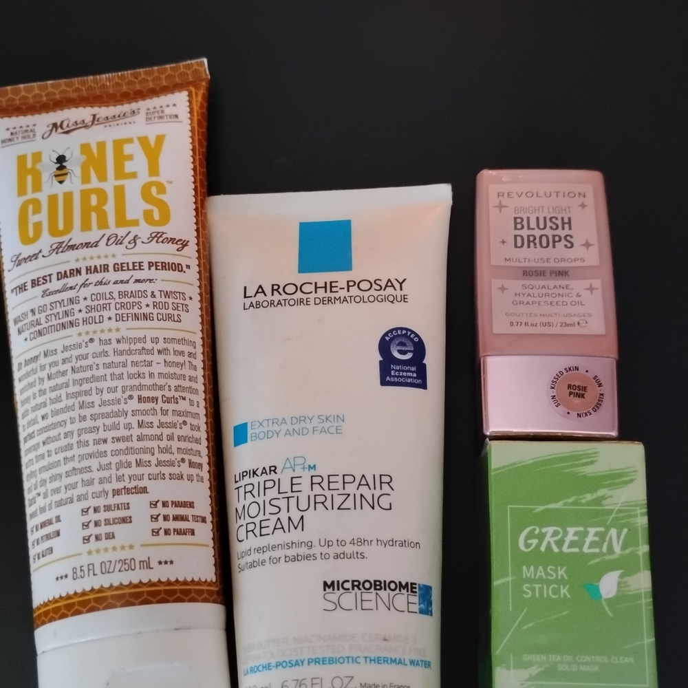 Lipikar AP+M Triple Repair Moisturizing Cream - White